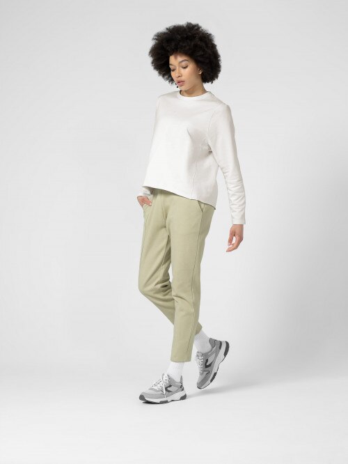 Women's crewneck
