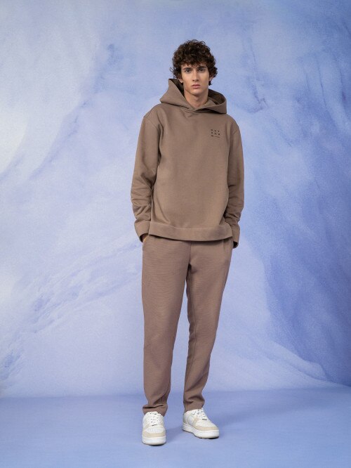 Men's pullover hoodie