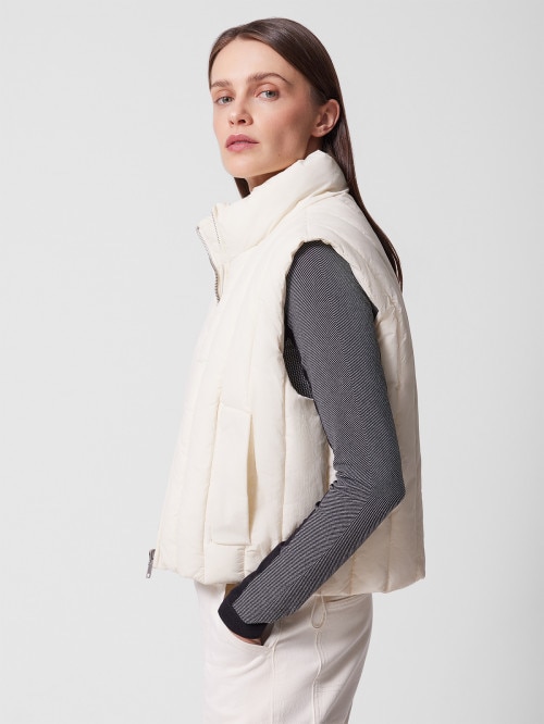 OUTHORN Women's reversible vest with synthetic down cream