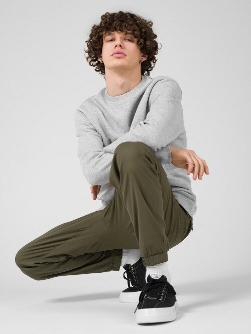 Men's woven trousers