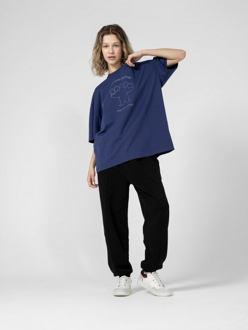 Women's oversize T-shirt with embroidery - navy blue